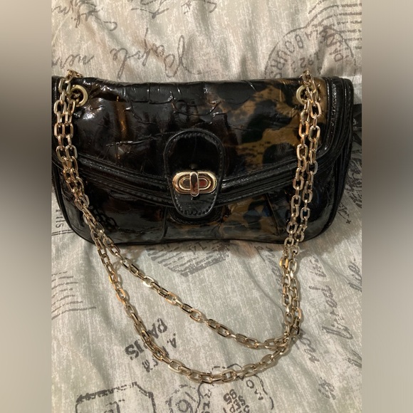 EUC Vintage EXPRESS Leopard Print Clutch. Shoulder bag/crossbody w/Gold chain. - Picture 1 of 7